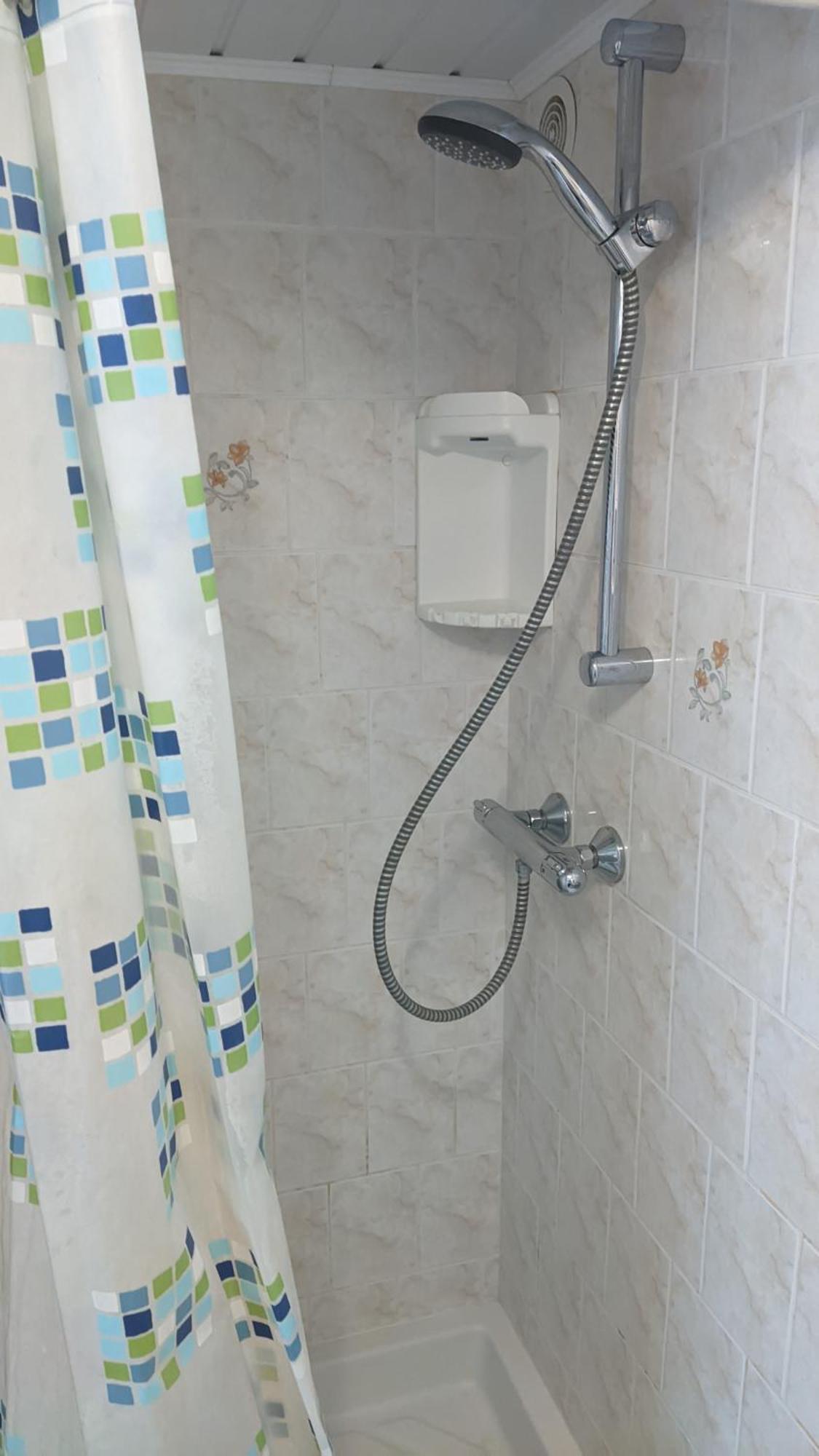 Studio A La Campagne Dans Corps De Ferme Renovee Chancey Phòng bức ảnh